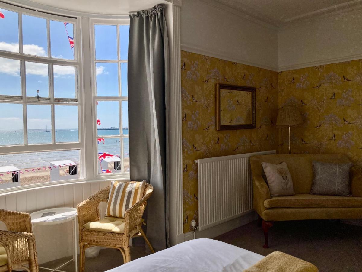 Whitecliff Guest House Weymouth Bagian luar foto