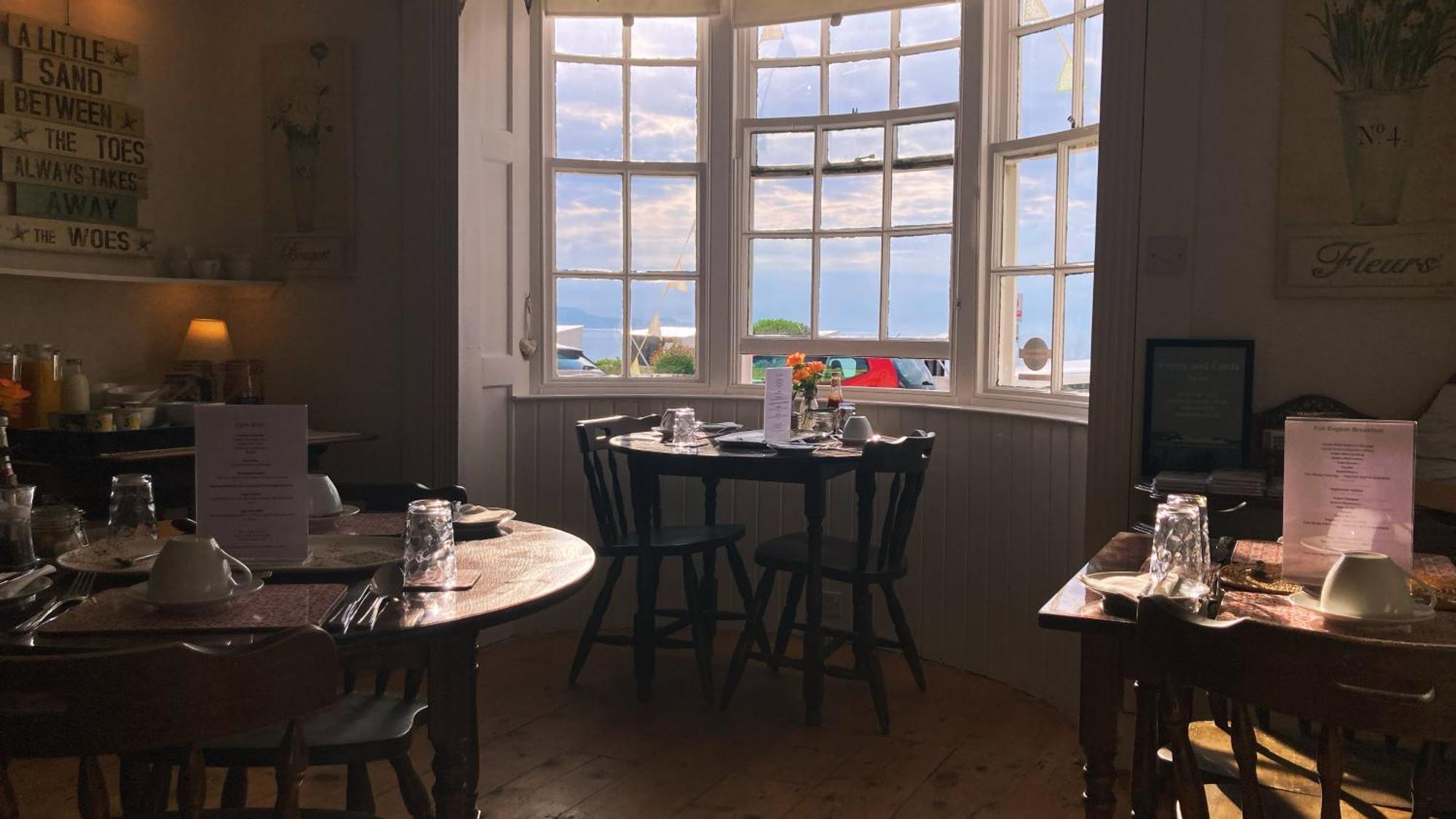 Whitecliff Guest House Weymouth Bagian luar foto